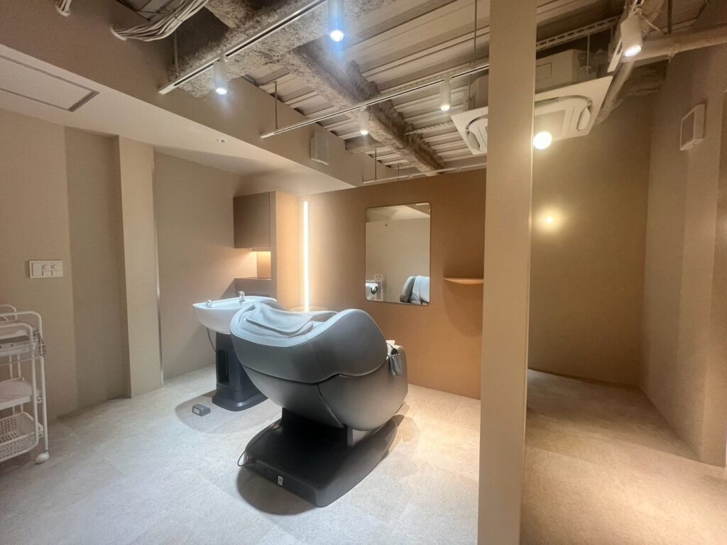monet 白髪染めと髪質改善のサロン 岡本院【モネ】の店内